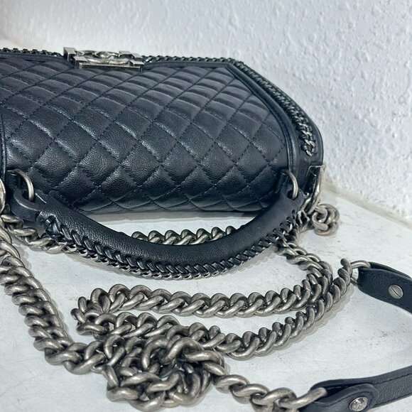 Chanel Black Leather Medium Boy Bag Shoulder Crossbody - Picture 8 of 9